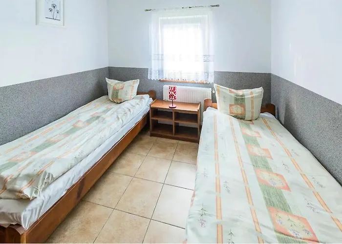 Ośrodek wypoczynkowy Osrodek Wypoczynkowy *